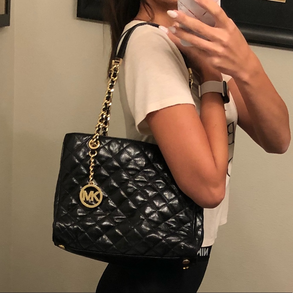 Black Michael kors shoulder bag